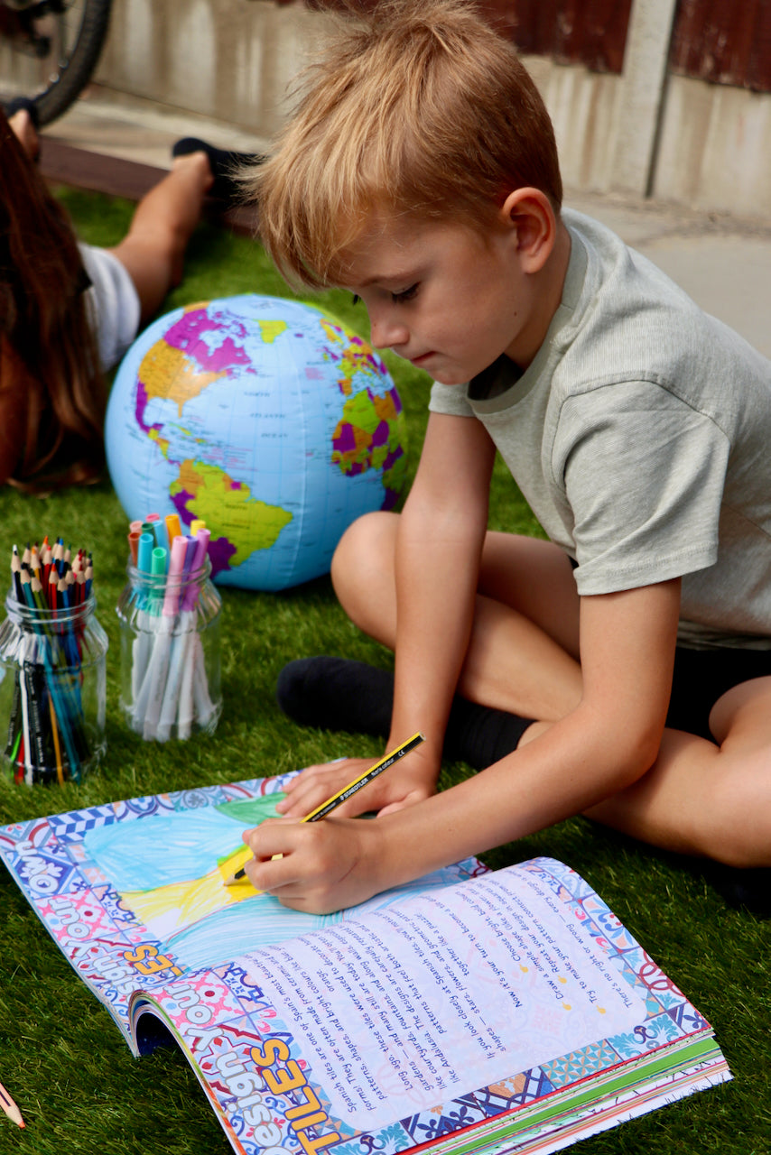 Colour the World Activity Book: Spain