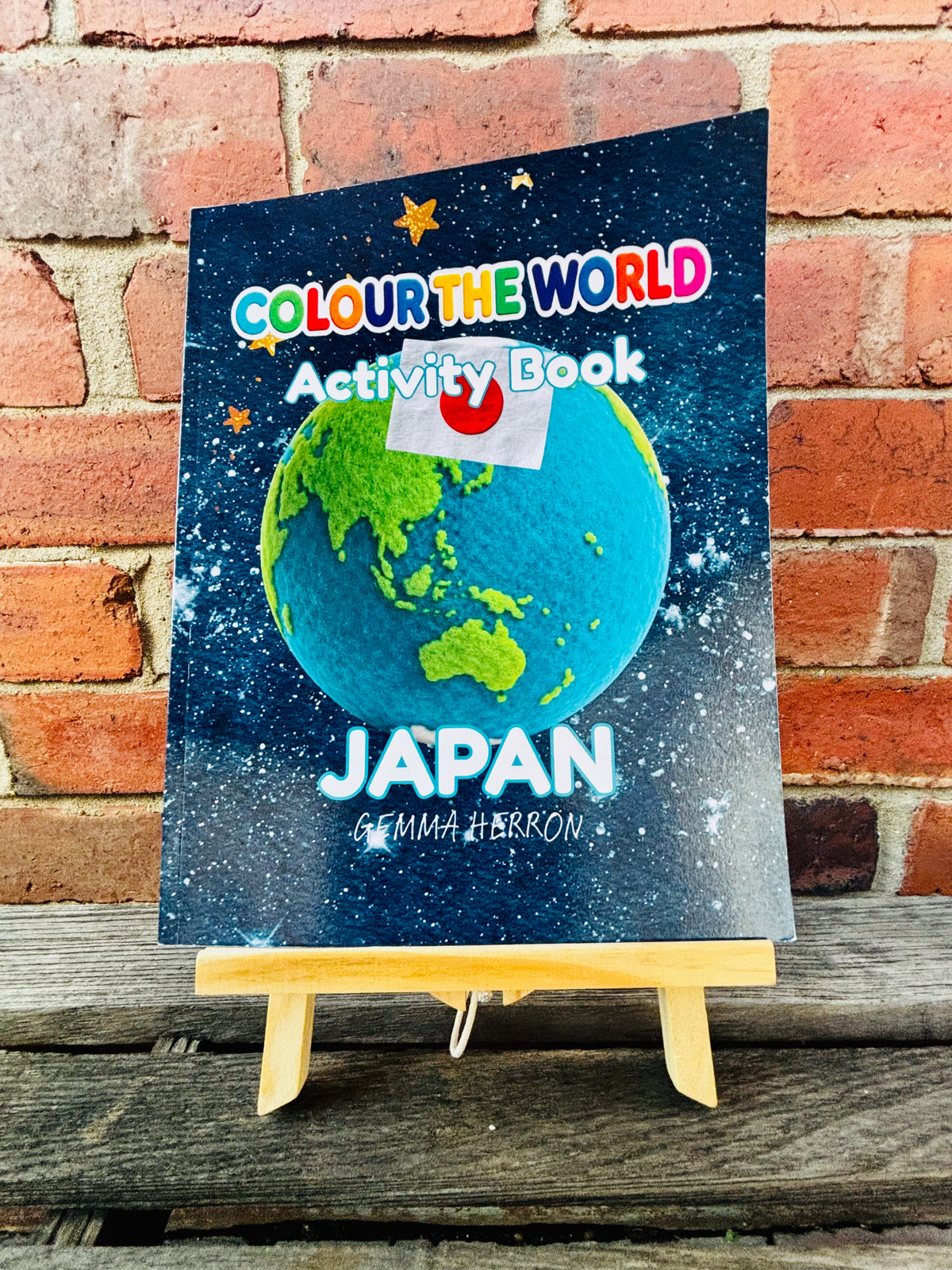 Colour The World Activity Book: Japan