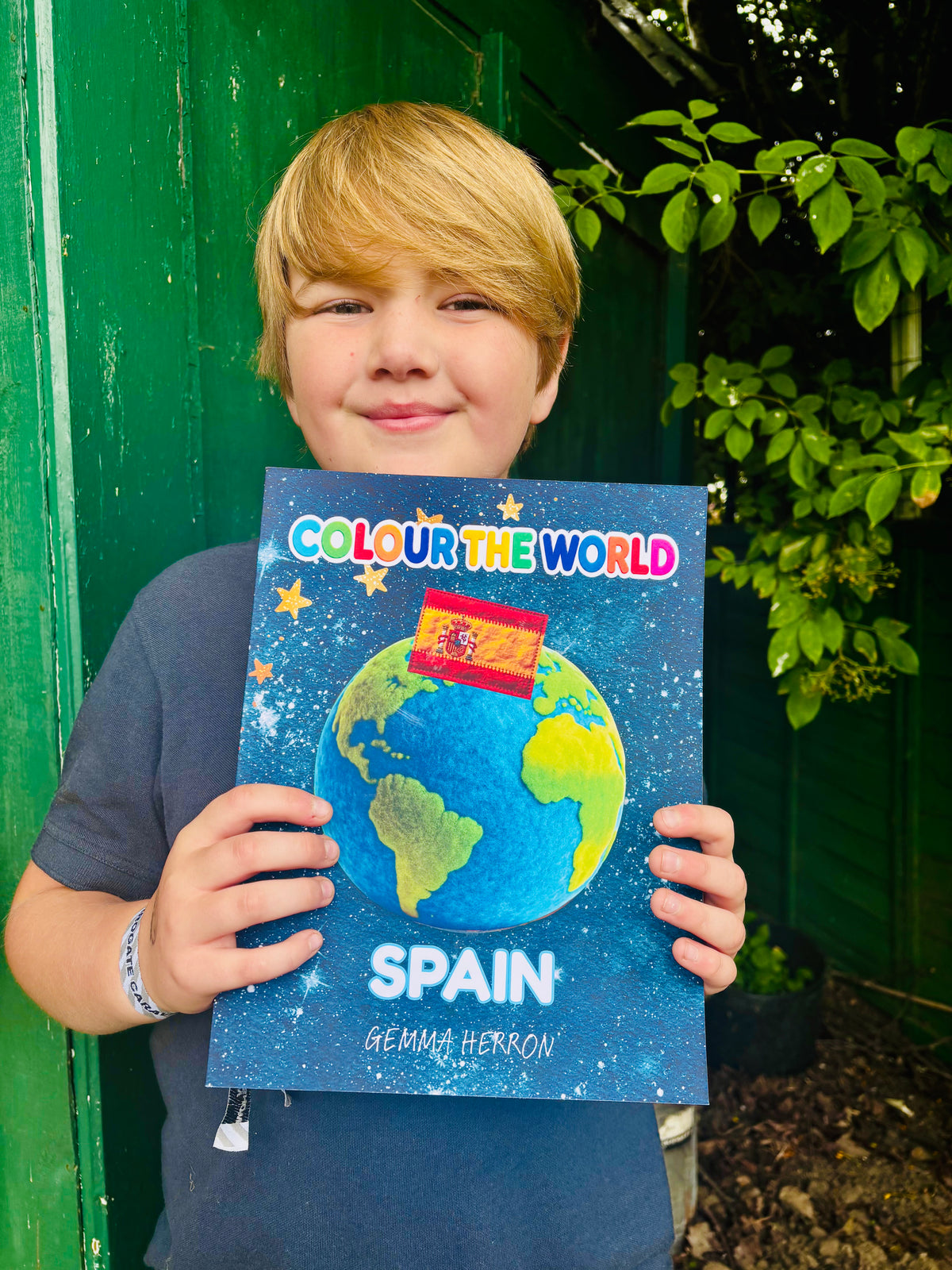 Colour the World Activity Book: Spain